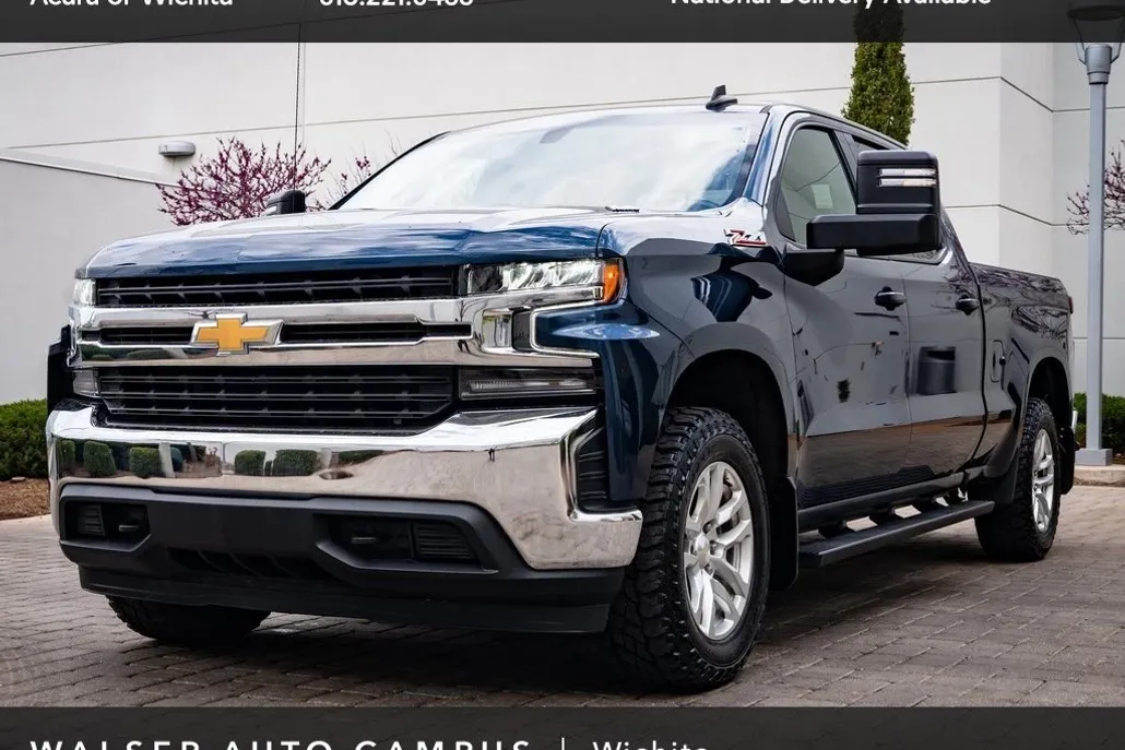2021 Chevrolet Silverado 1500 LT photo 1