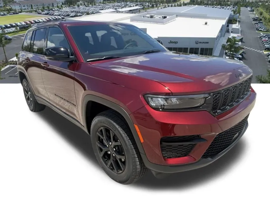 2025 Jeep Grand Cherokee Altitude photo 1