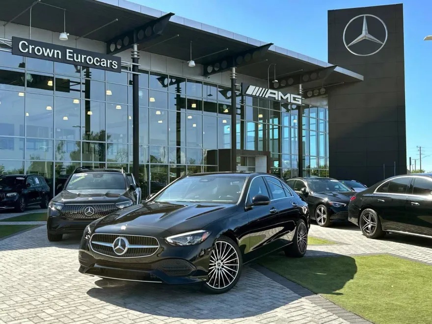 2025 Mercedes Benz C 300 Sedan photo 1