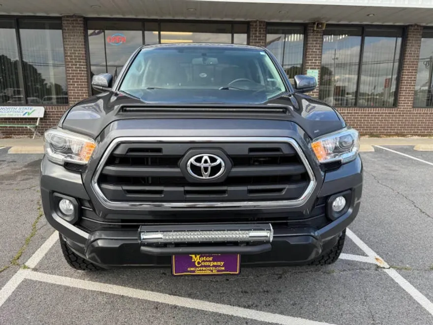 2017 Toyota Tacoma SR5 Sport TRD Pro photo 1