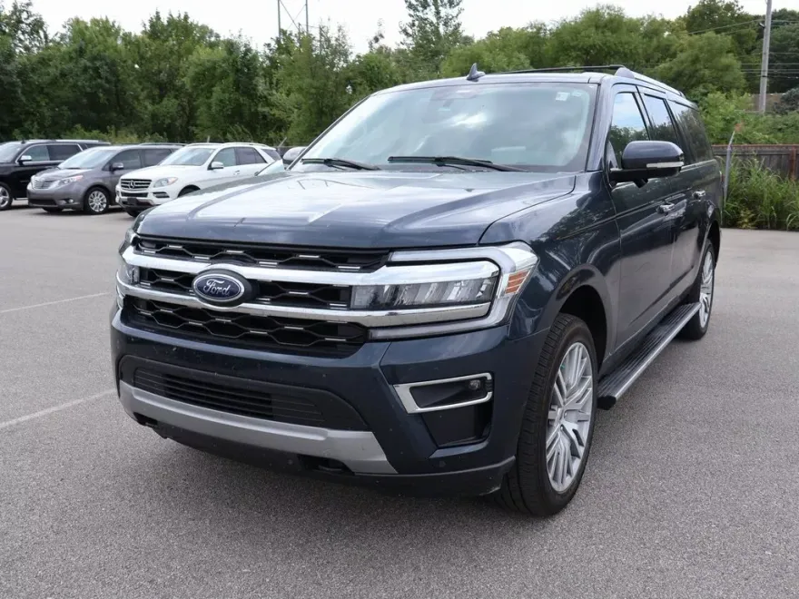2023 Ford Expedition MAX Limited photo 1