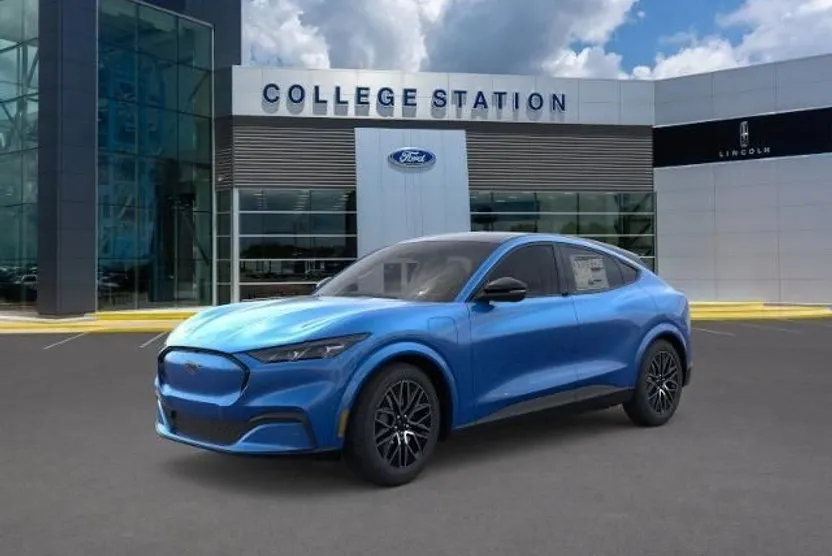 2025 Ford Mustang Mach-E Premium photo 1