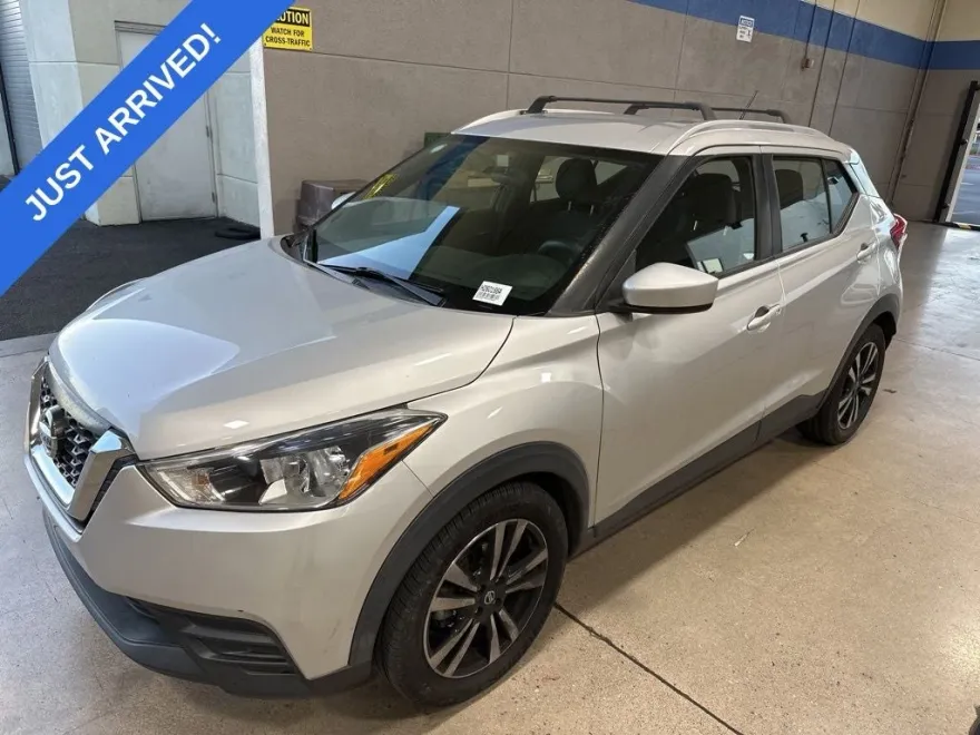 2019 Nissan Kicks SV photo 1