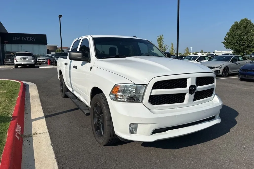 2016 Ram 1500 Express photo 1