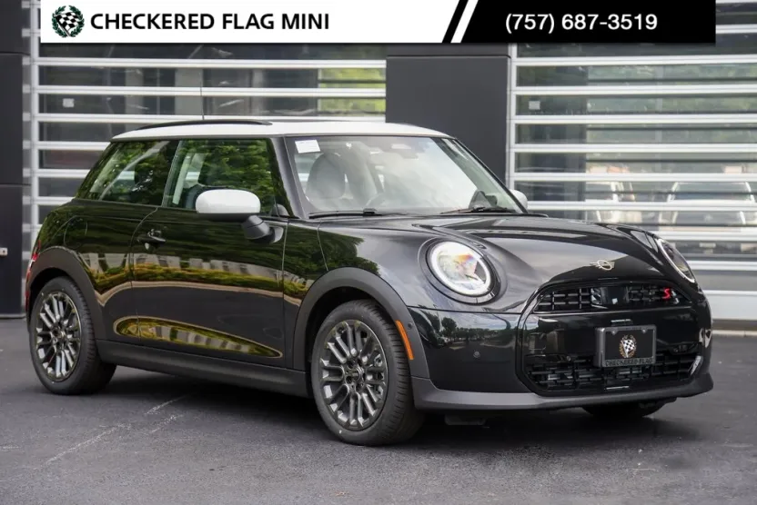 2025 Mini Cooper Hardtop S photo 1