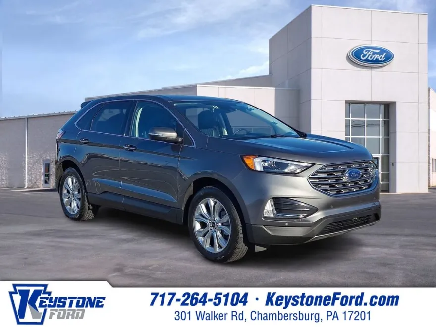 2024 Ford Edge Titanium photo 1