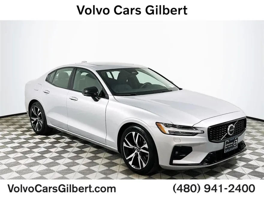 2025 Volvo S60 B5 Core photo 1