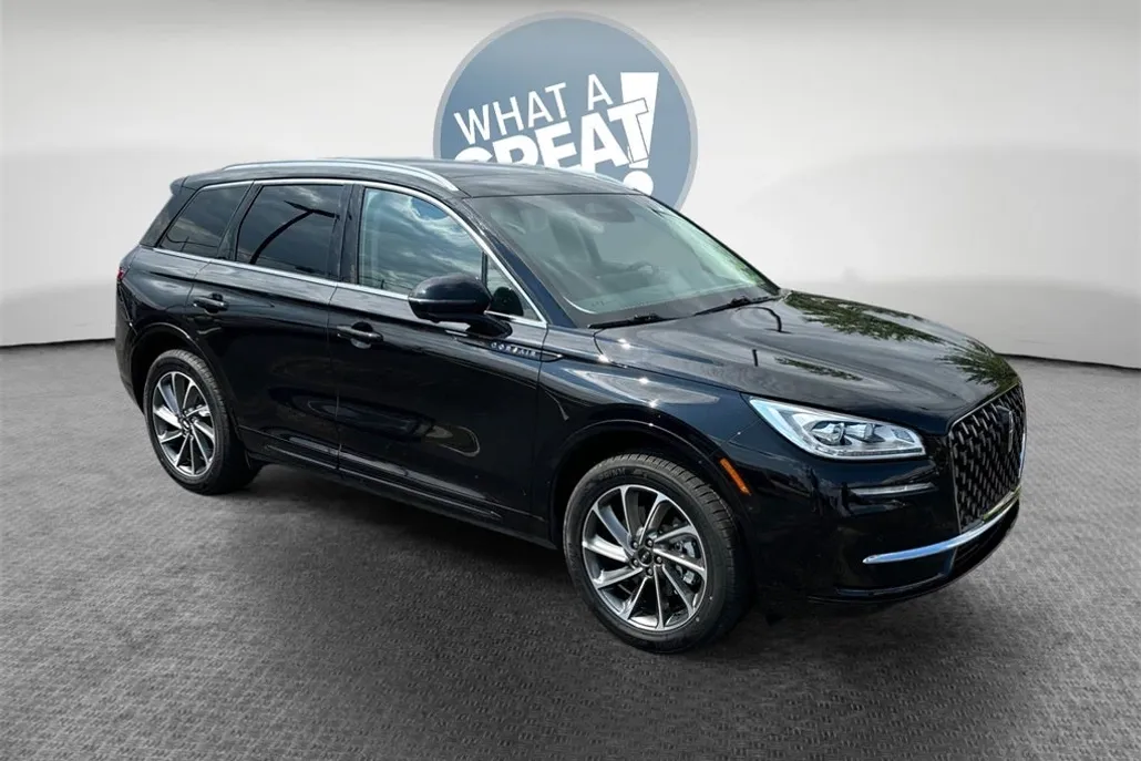 2023 Lincoln Corsair Grand Touring photo 1