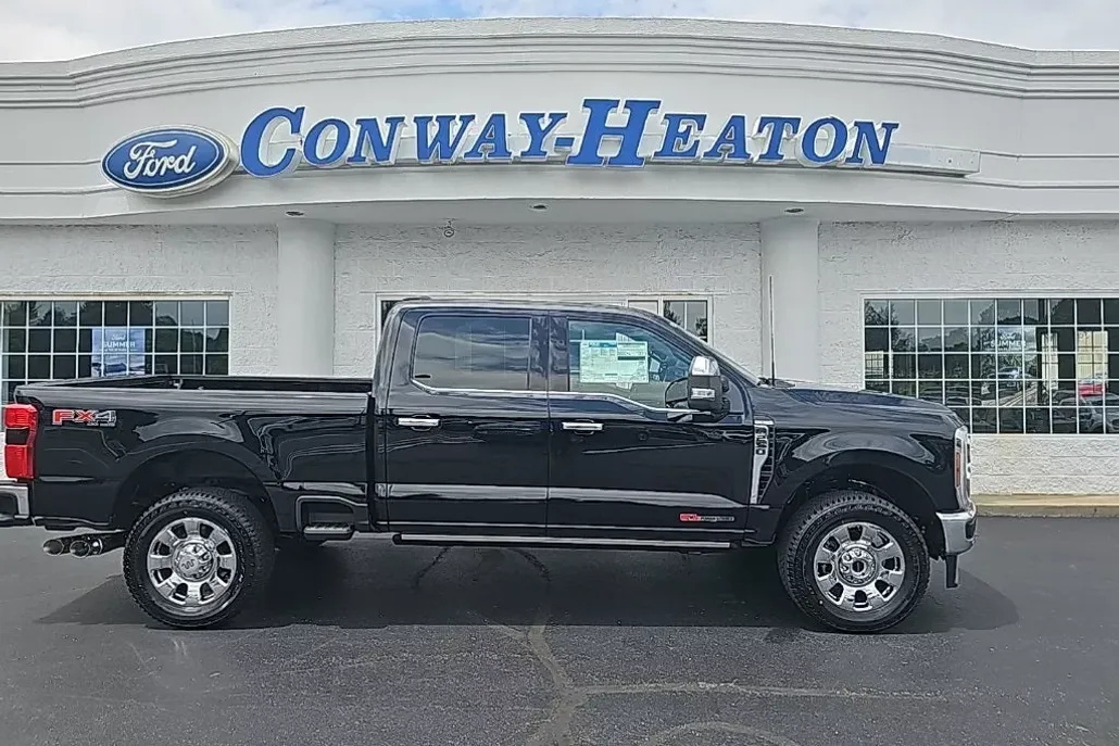2025 Ford F-250 King Ranch photo 1