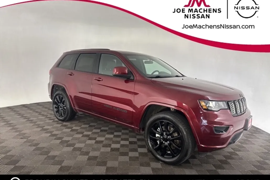 2021 Jeep Grand Cherokee Laredo X photo 1