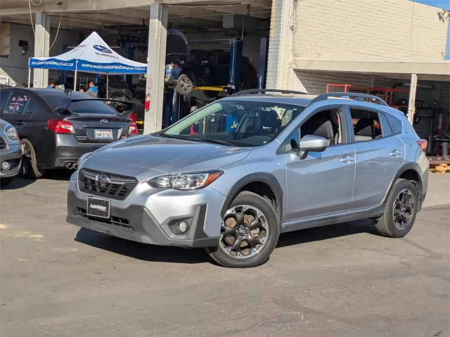 2023 Subaru Crosstrek Premium photo 1