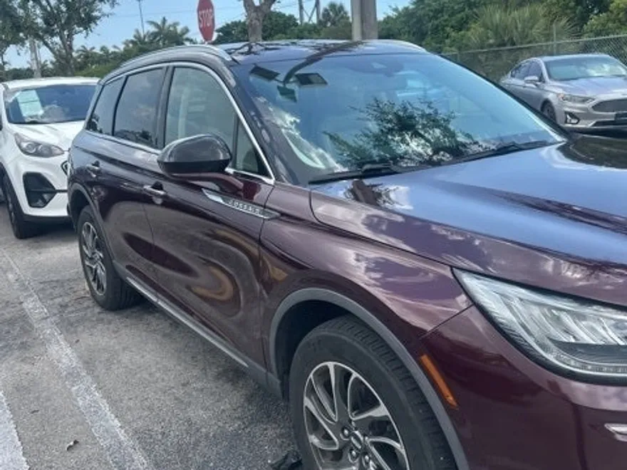 2020 Lincoln Corsair Standard photo 1