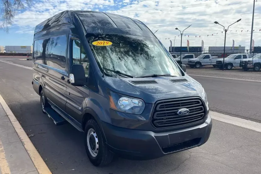 2019 Ford Transit Van photo 1