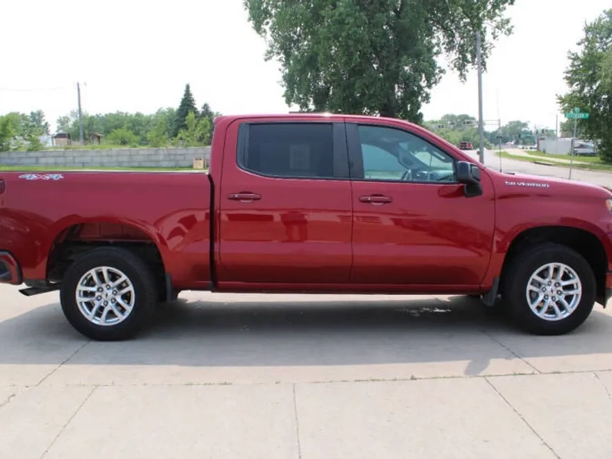 2019 Chevrolet Silverado 1500 RST photo 1