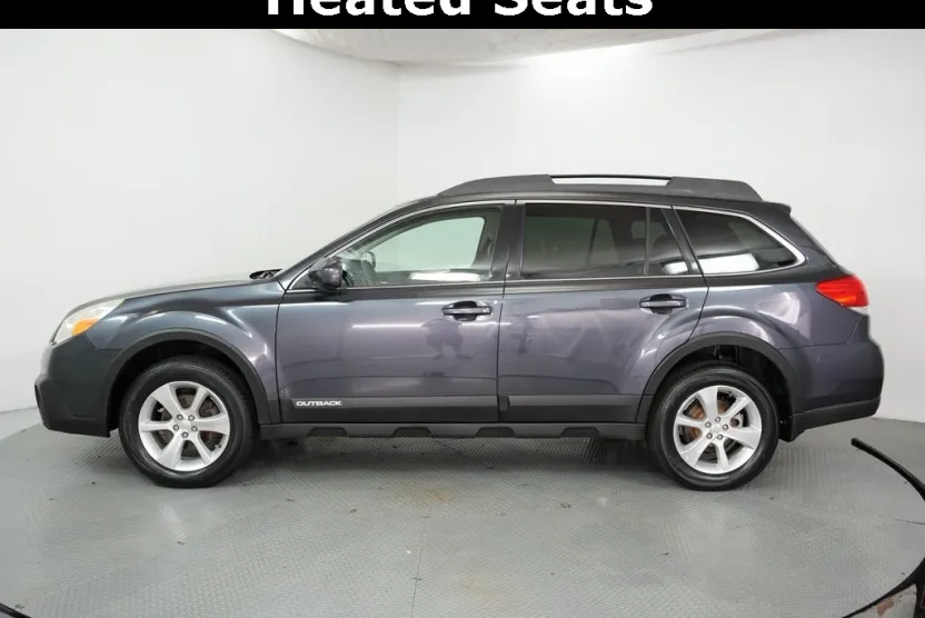 2013 Subaru Outback 2.5i Limited photo 1