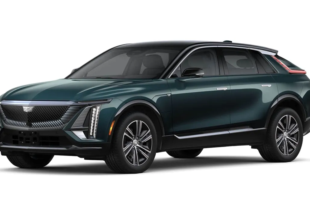 2026 Cadillac Lyriq Luxury photo 1