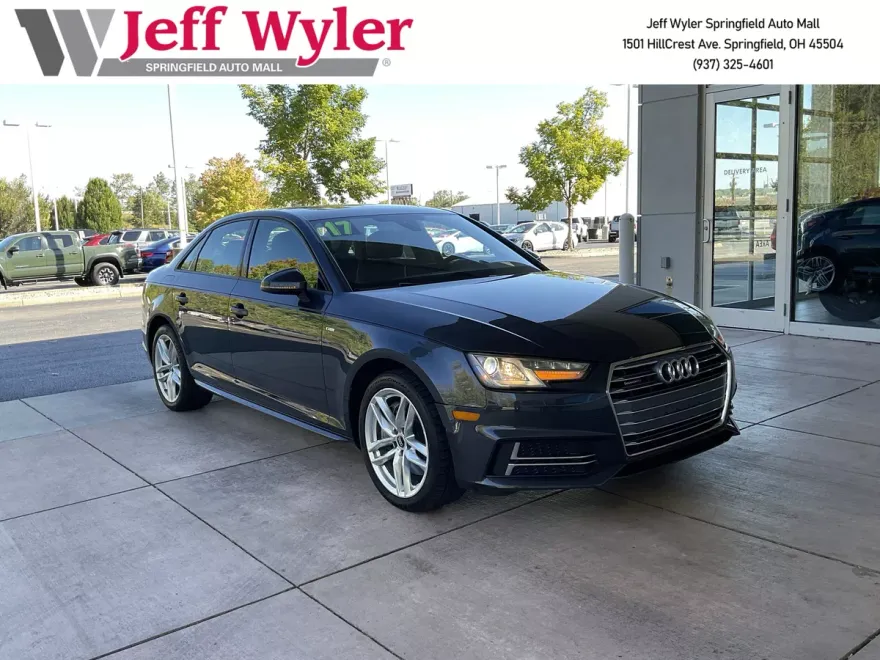 2017 Audi A4 TFSI Premium Quattro photo 1