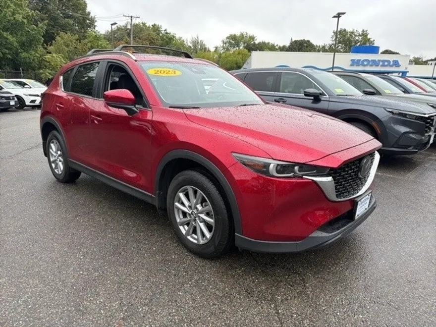 2023 Mazda CX-5 2.5 S Preferred photo 1