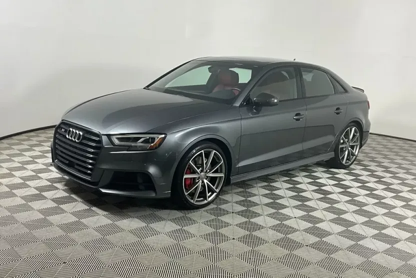 2018 Audi S3 Premium Plus photo 1