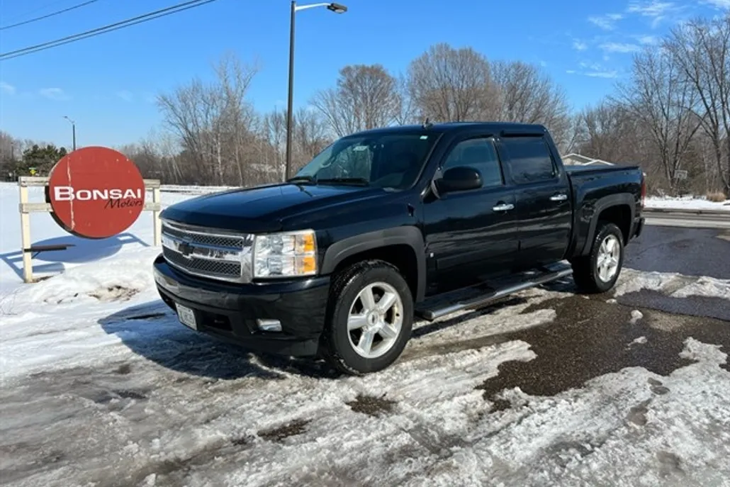 2008 Chevrolet Silverado 1500 LTZ photo 1