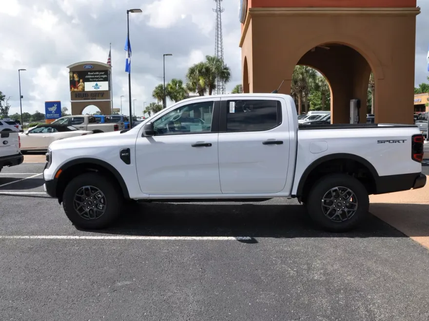 2025 Ford Ranger XLT photo 1