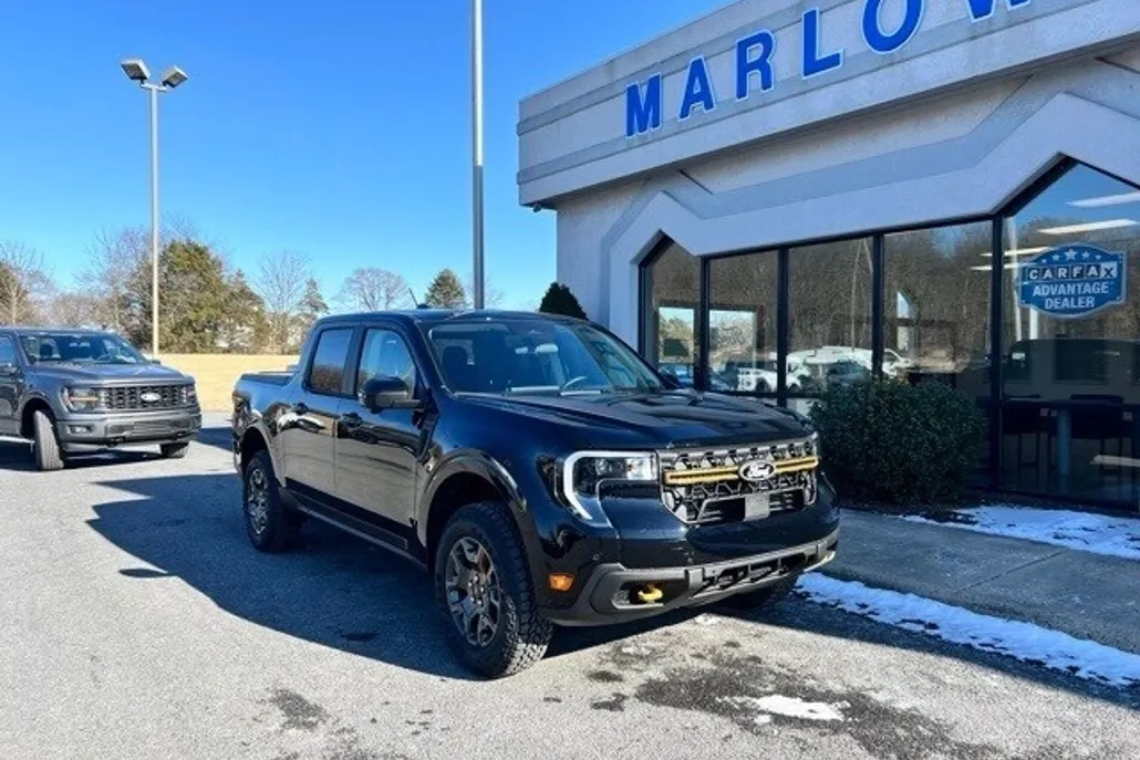 2025 Ford Maverick Tremor photo 1
