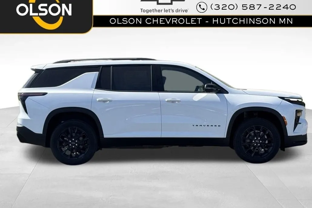 2025 Chevrolet Traverse photo 1