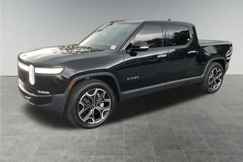 2023 Rivian R1T Adventure photo 1