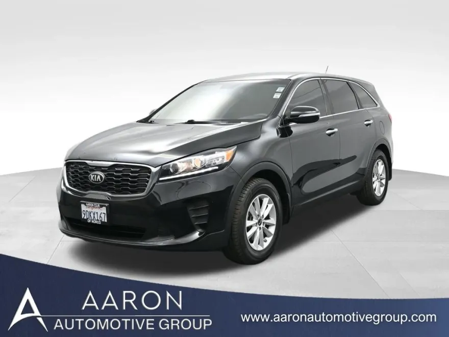 2020 Kia Sorento LX photo 1