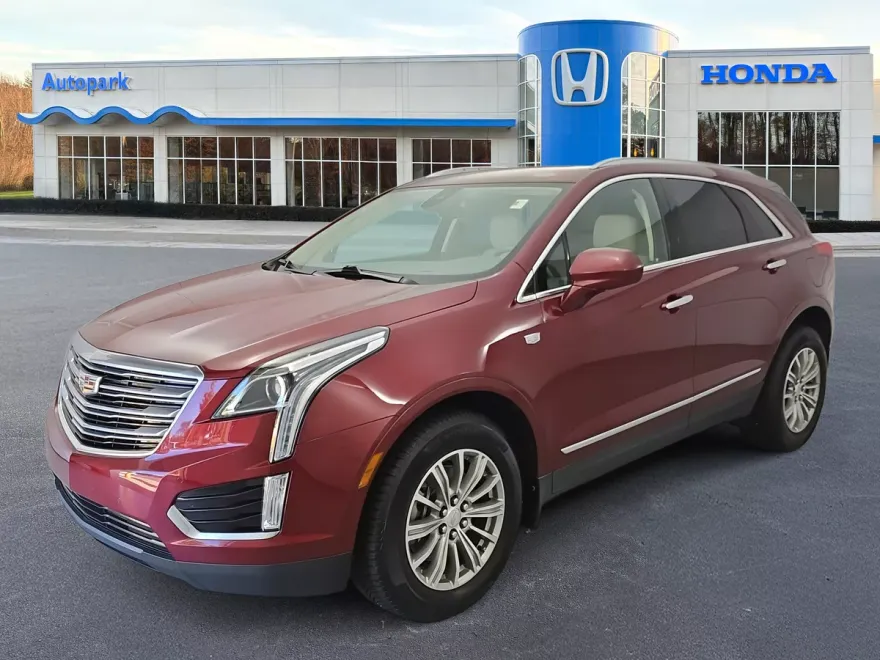 2017 Cadillac XT5 Luxury photo 1