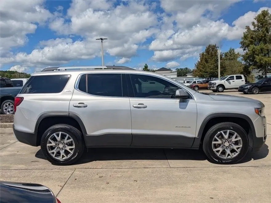 2020 Gmc Acadia SLT photo 1