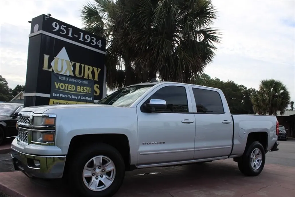 2015 Chevrolet Silverado 1500 LT photo 1