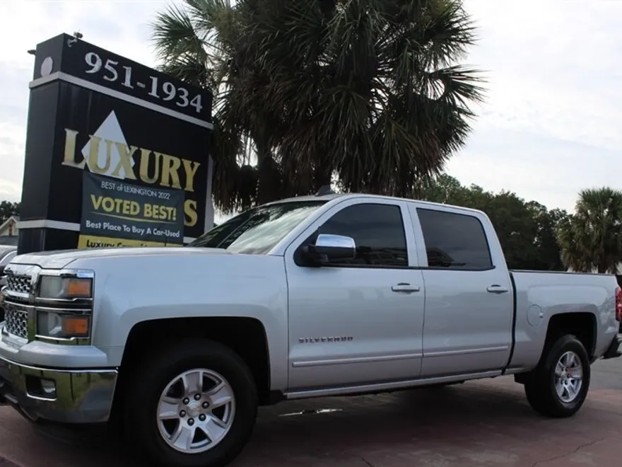 2015 Chevrolet Silverado 1500 LT photo 1