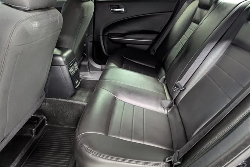 2021 Dodge Charger 5.7L photo 1
