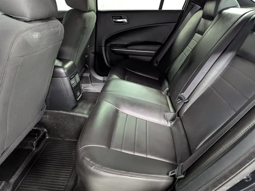 2021 Dodge Charger 5.7L photo 1