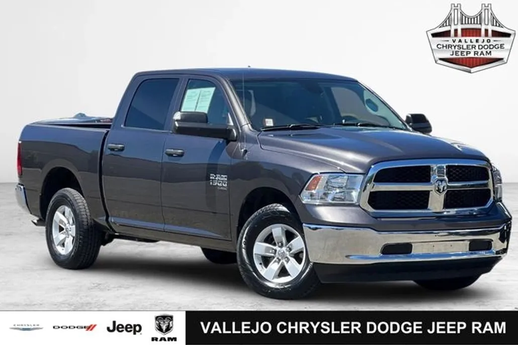 2023 Ram 1500 Classic SLT photo 1