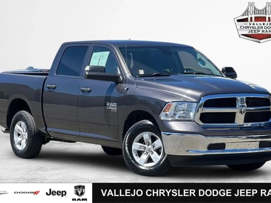 2023 Ram 1500 Classic SLT photo 1