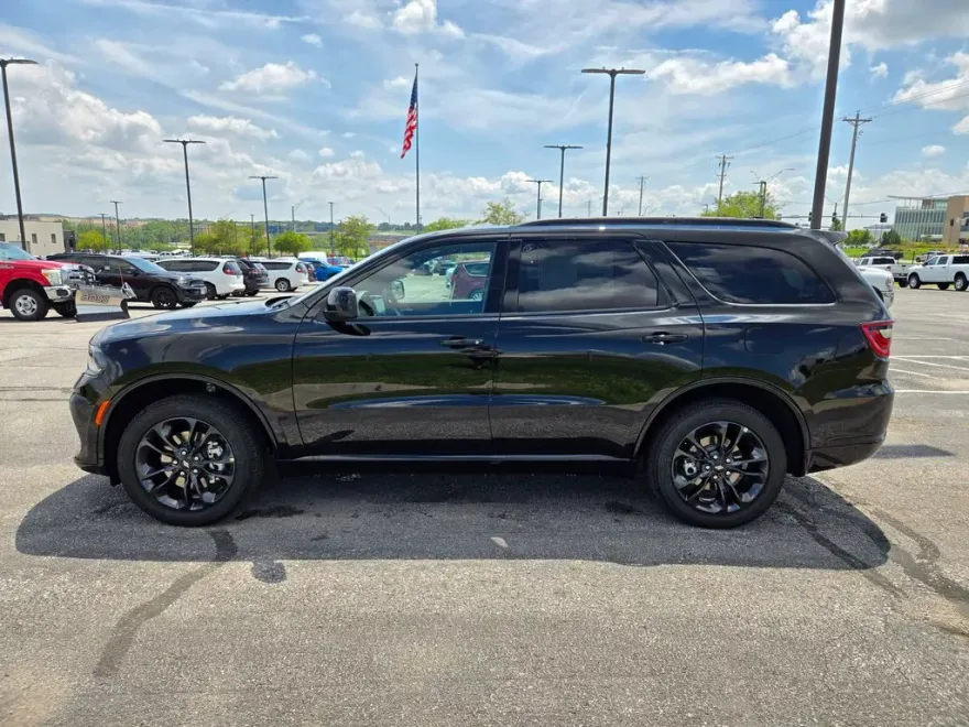 2025 Dodge Durango GT photo 1