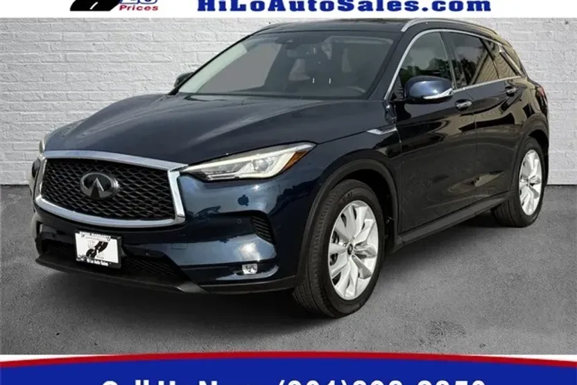 2019 Infiniti QX50 Essential photo 1