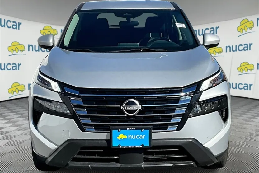 2024 Nissan Rogue SV photo 1