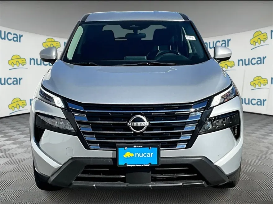 2024 Nissan Rogue SV photo 1