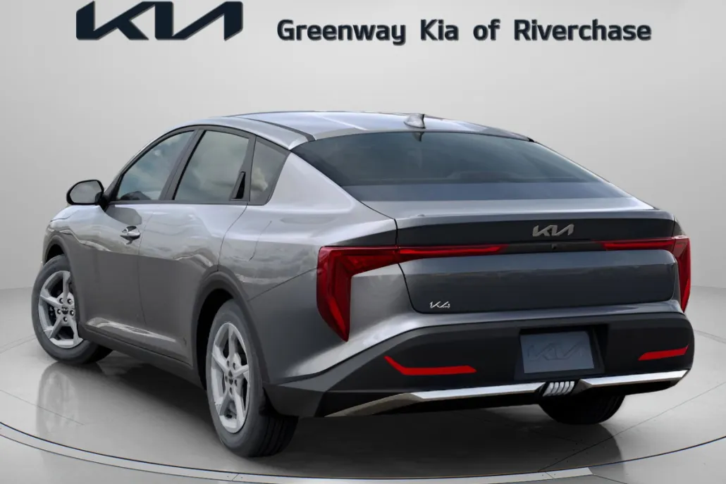 2025 Kia K4 LXS photo 1