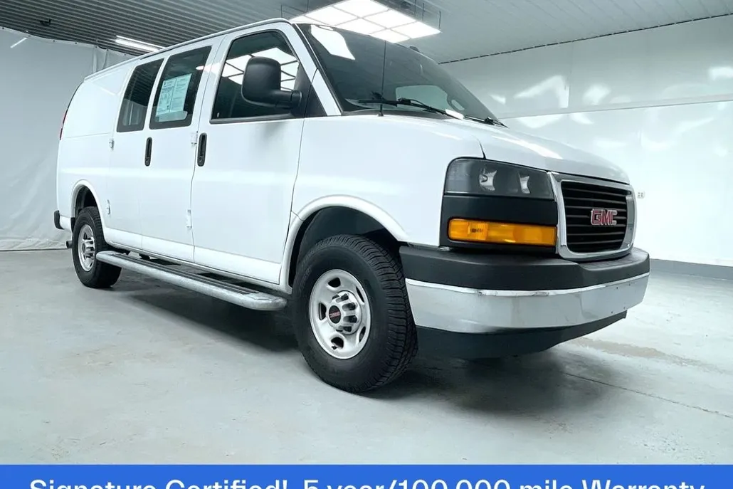 2023 Gmc Savana 2500 Cargo photo 1