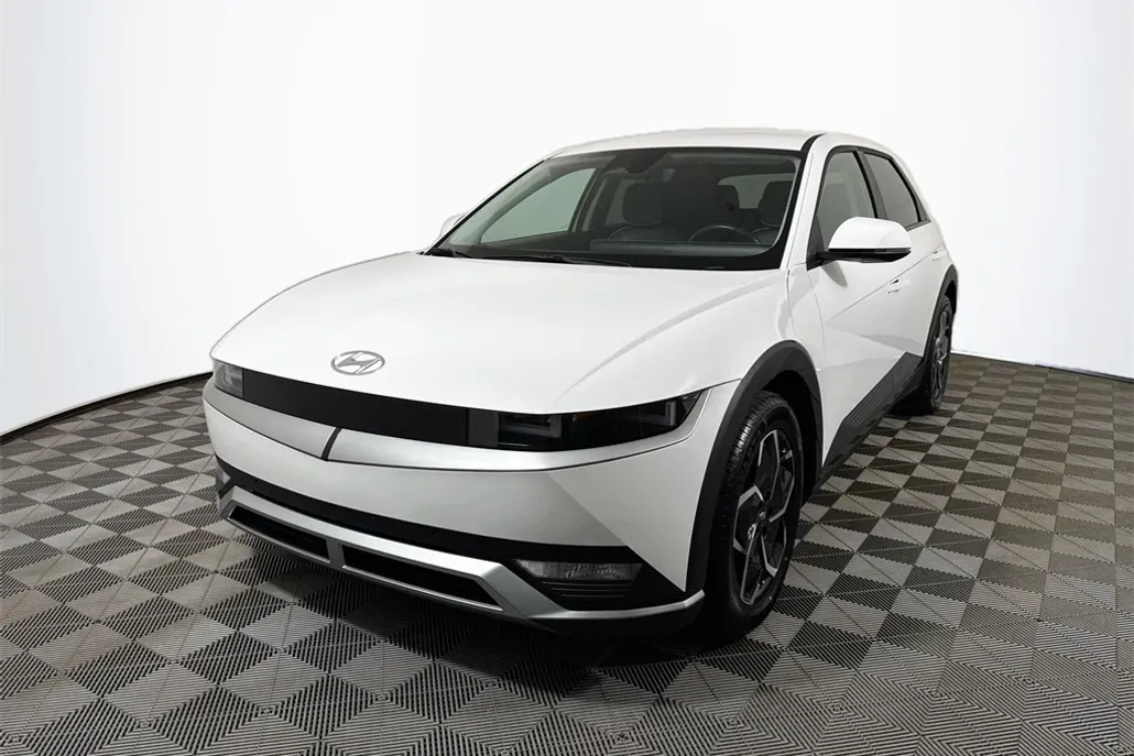2023 Hyundai Ioniq 5 SEL photo 1