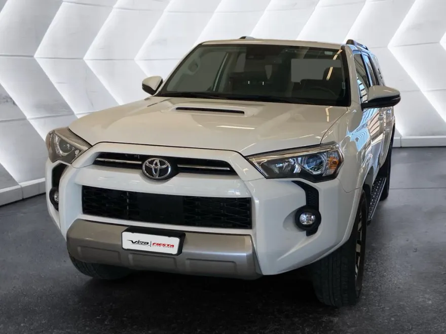 2024 Toyota 4Runner TRD Off-Road Premium photo 1