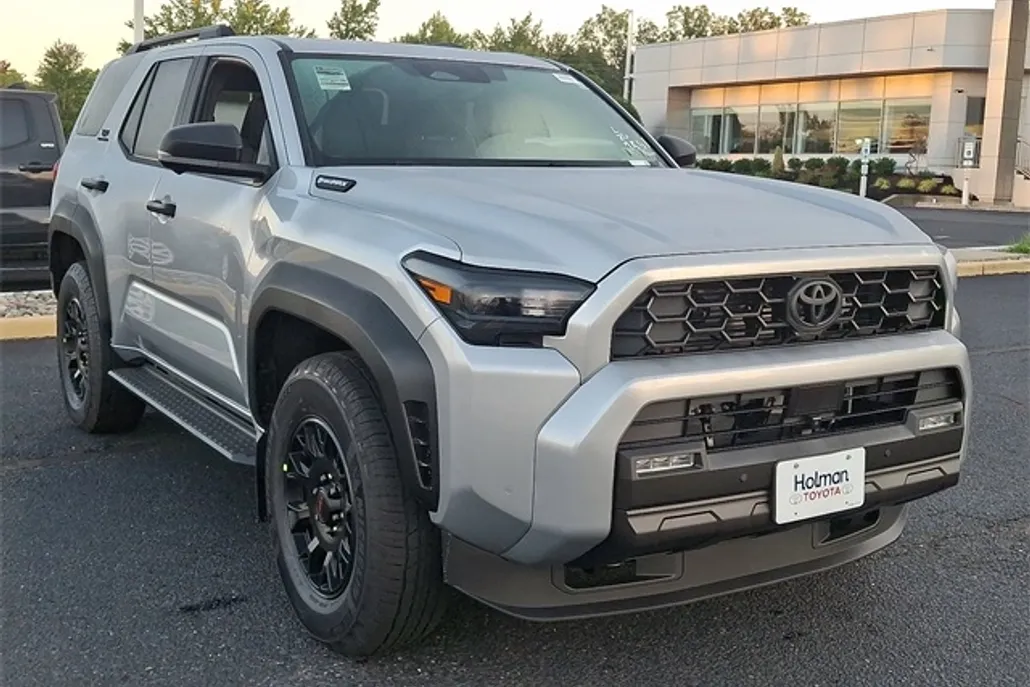 2025 Toyota 4Runner TRD Off-Road Premium photo 1