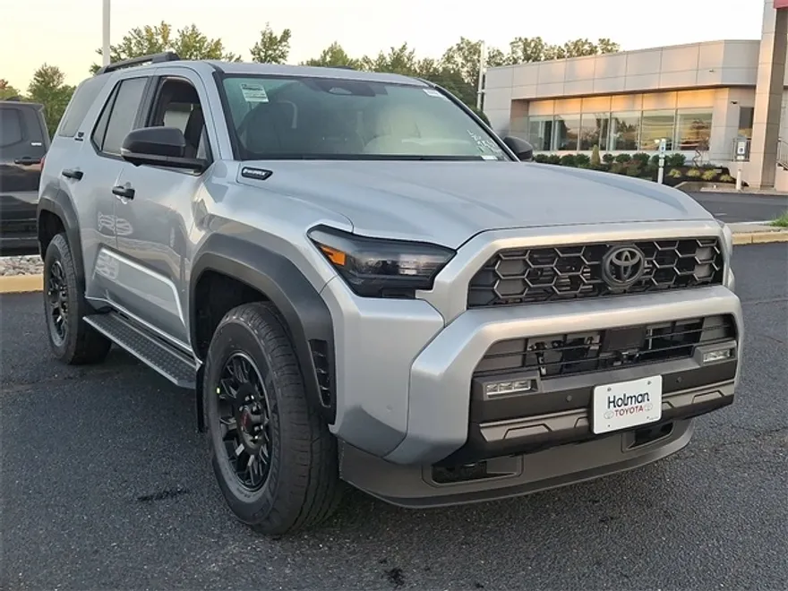 2025 Toyota 4Runner TRD Off-Road Premium photo 1