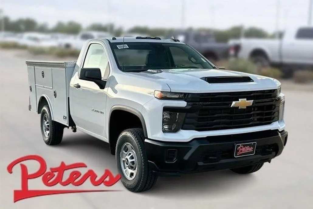 2025 Chevrolet Silverado 2500HD photo 1