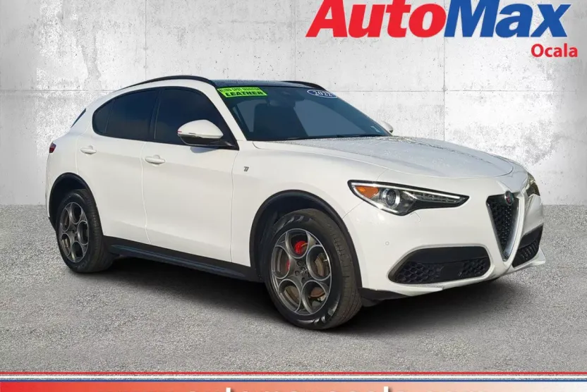 2022 Alfa Romeo Stelvio Ti photo 1