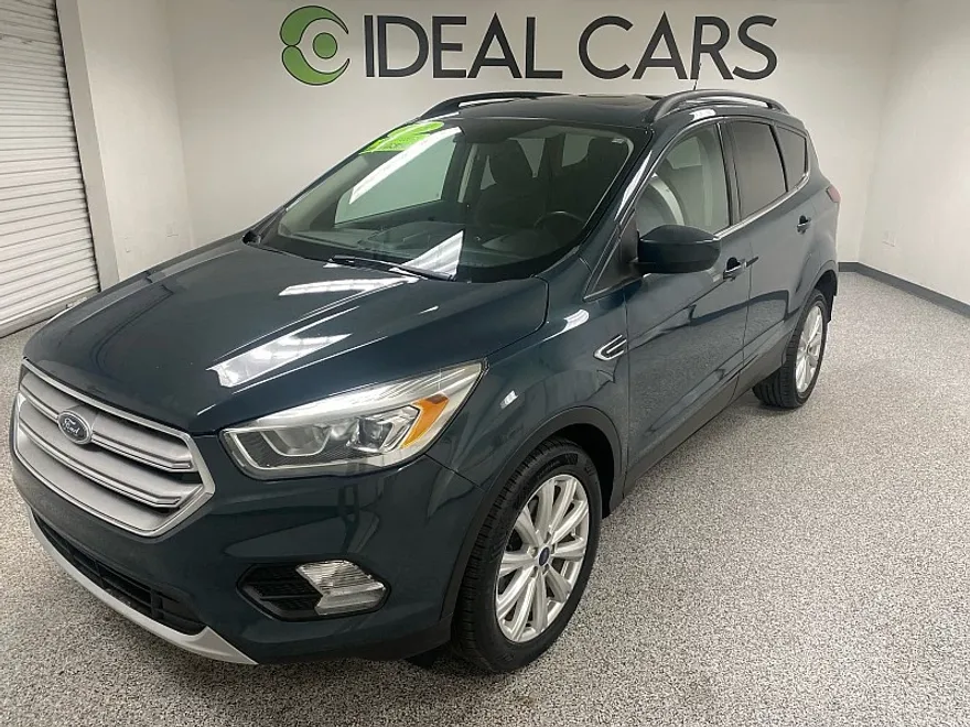 2019 Ford Escape SEL photo 1